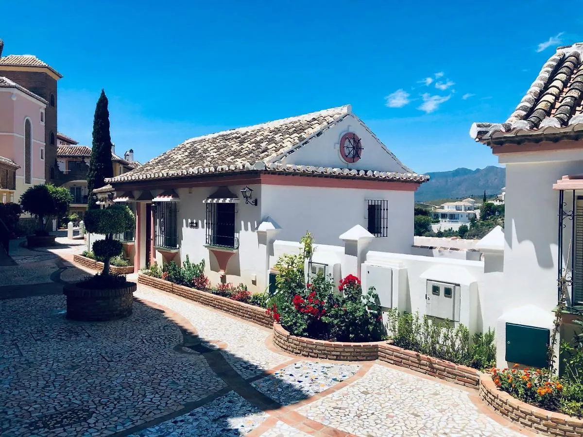 Luxury Puebla Aida With Golf & Sea View Apartment Fuengirola